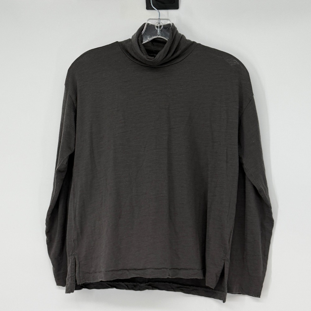 Women's Long-Sleeve Black Turtleneck Top